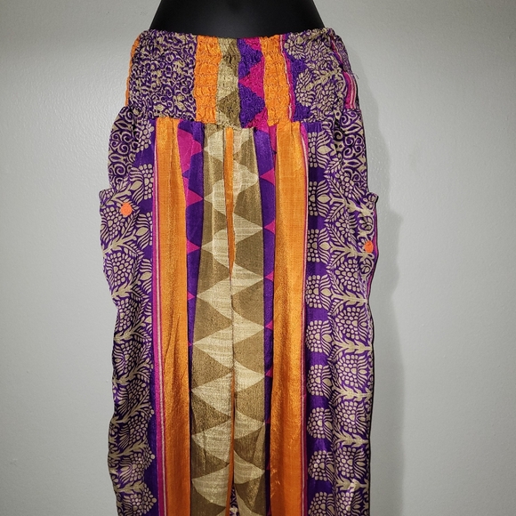 Earthbound harem-style pants Size M - Picture 2 of 4